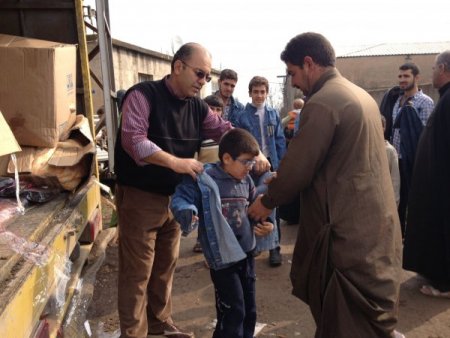 Kimse Yok Mu, Suriyeli sığınmacılara yardım dağıttı