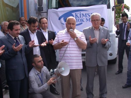 Kimse Yok Mu 3 Bin 700 Tonluk Gemiyi Mogadişu'ya Gönderecek