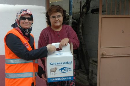Kimse Yok Mu Aydın’da 175 aileye et ulaştırdı