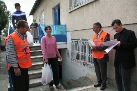 Kimse Yok Mu Derneği, Erzincan'da 500 aileye kurban eti dağıttı