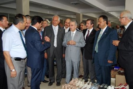 Kimse Yok Mu Derneği, Gaziantepli İhtiyaç Sahiplerine Şefkat Mağazası İle Ulaşacak