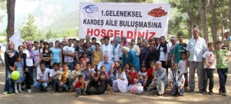 Kimse Yok Mu Derneği, Kardeş Aileleri Piknikte Buluşturdu