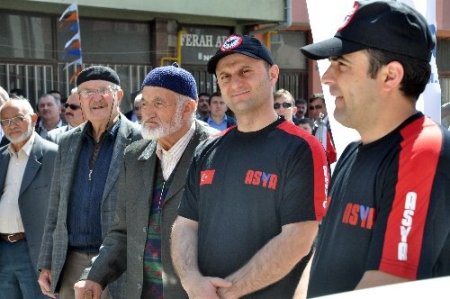 Kimse Yok Mu Derneği Bolu Şubesi hizmete girdi