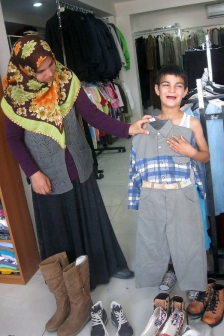 Kimse Yok Mu Derneği Kocaeli Şubesi'nden İhtiyaç Sahiplerine Yardım