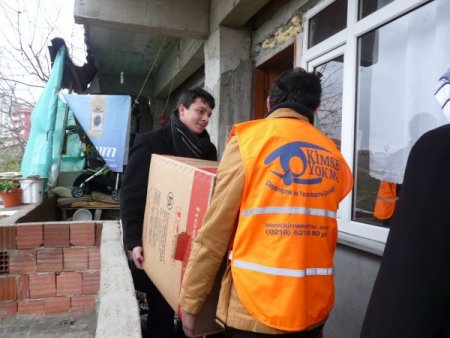 Kimse Yok Mu Derneği'nden soba yardımı