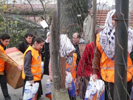 Kimse Yok Mu Derneği'nden soba yardımı