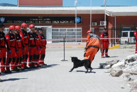 Kimse Yok Mu Derneği’nin Yeni Birimi İzmir Asya Ekibi Göreve Hazır