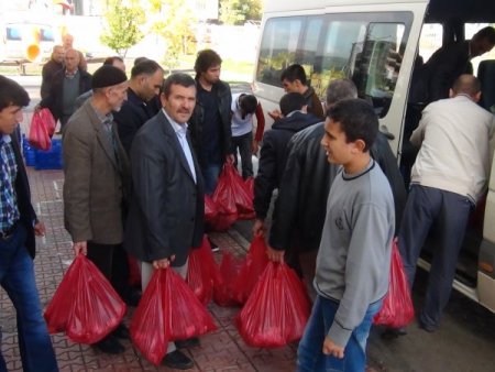 Kimse Yok Mu gönüllüleri, Muş'ta gönül köprüleri kurdu