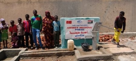 Kimse Yok Mu gönüllülerinin açtığı kuyular Afrika’da hayat pınarı oluyor