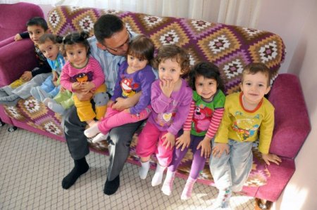 Kimsesiz Büyüdü Kimsesizlerin Abisi Oldu