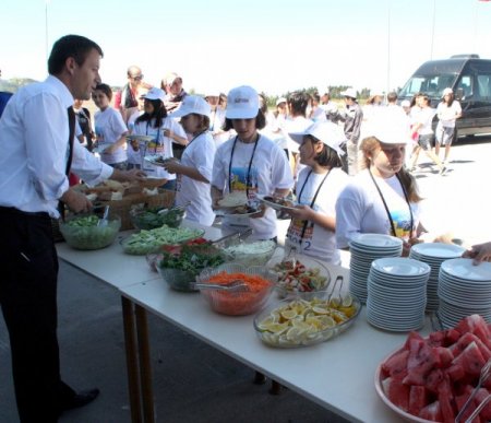 Kimsesiz çocuklar yaz kampıyla moral buldu