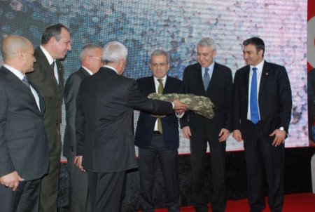 Kimyasal silahlara karşı korumalı elbiselerin ilk partisi teslim edildi