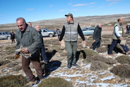 Kınalı keklikler unutulmadı