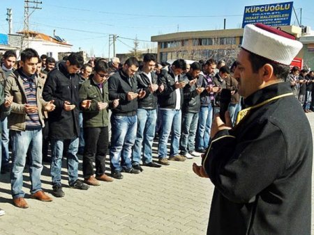 Kınalı Kuzular Dualarla Uğurlandı