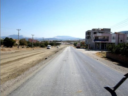 Kınık-poyracık Yolu Bakan Yıldırım'ın Katkılarıyla Yapılıyor