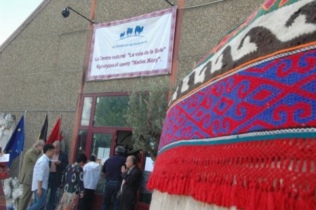 Kırgızistan, Avrupa’daki ilk kültür merkezini Belçika’da açtı