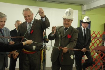 Kırgızistan, Avrupa’daki ilk kültür merkezini Belçika’da açtı