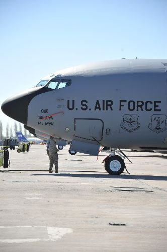 Kırgızistan'daki Abd Askeri Üssünün Yakıt Sevkiyatı Çözülüyor