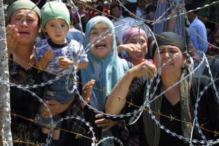 Kırgızistan'daki Etnik Çatışmalarda Geçici Hükümet Yetersiz Kalmış