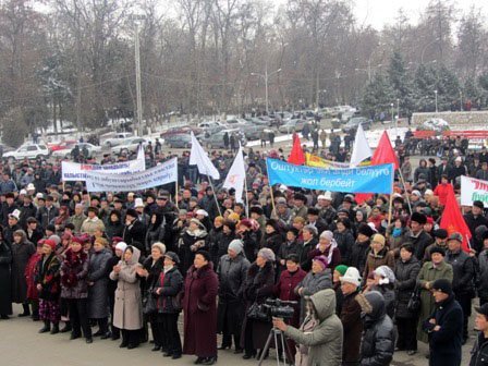Kırgızistan’ın Güneyinde Tansiyon Yeniden Yükseldi