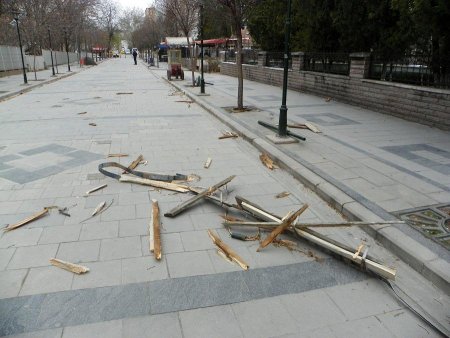 Kırıkkale Adliye Sarayı'nın çatısı 4 yıl içinde ikinci kez uçtu