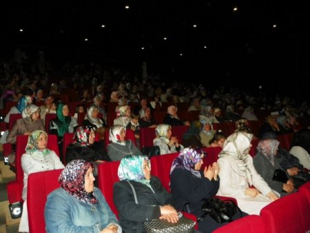 Kırıkkale Valisi'nin Annesi Yılın Annesi Seçildi