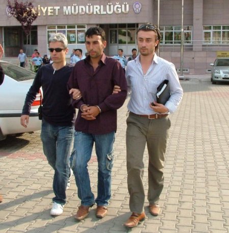 Kırıkkale’de 3 Kişiyi Öldüren Şüpheliler Yozgat’ta Yakalandı