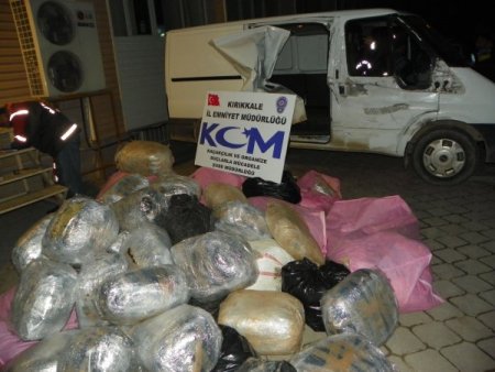 Kırıkkale'de 410 kilo esrar yakalandı