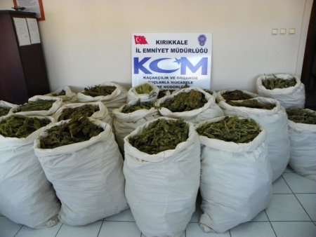 Kırıkkale’de 430 kilo esrar ele geçirildi