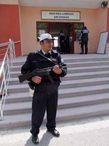 Kırıkkale'de De Emniyet Alarm Durumuna Geçti