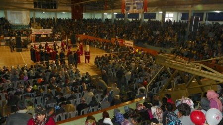 Kırıkkale'de Peygamber Aşıkları Spor Salonunu Hınca Hınç Doldurdu