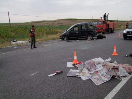 Kırıkkale'de Trafik Kazası: 1 Ölü, 4 Yaralı