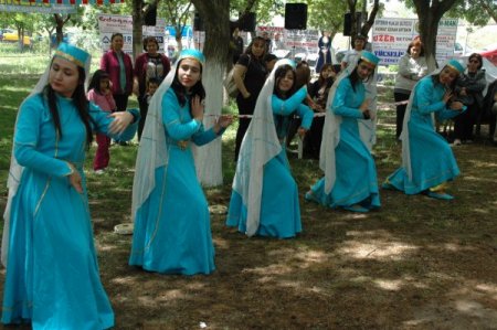 Kırım Türkleri Tepreç Şenliği'nde Buluştu