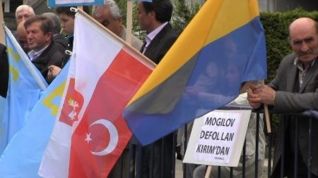 Kırım Türklerinden Avrupa’da Milli Matem Günü