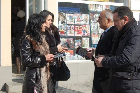 Kırım’da Gençler Hocalı’ya Adalet İçin Yürüdü