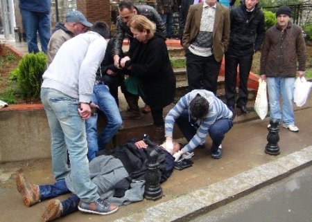 Kırmızı ışık ihlali gençleri hastanelik etti