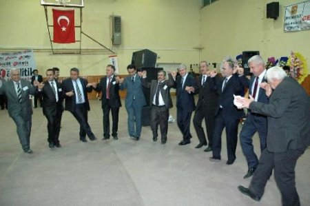 Kırşehir'de Yaşayan Artvinliler 'artvin'in Kurtuluş Gecesi'nde Buluştu
