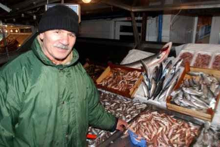 Kış Balık Tezgahlarını Da Vurdu