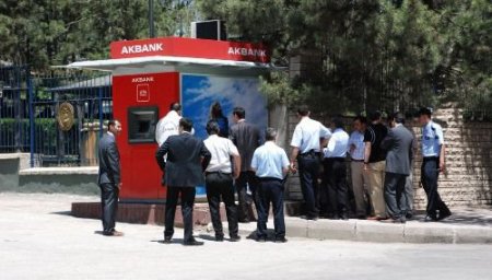Kışla Önüne Bırakılan Bomba Etkisiz Hale Getirildi