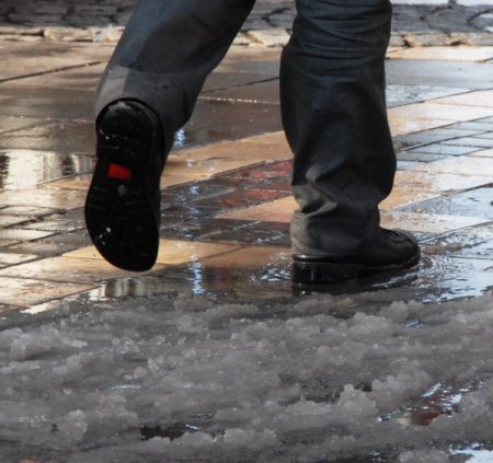 Kışlık ayakkabıların ömrünü uzatmak mümkün