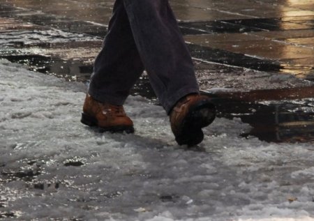 Kışlık ayakkabıların ömrünü uzatmak mümkün