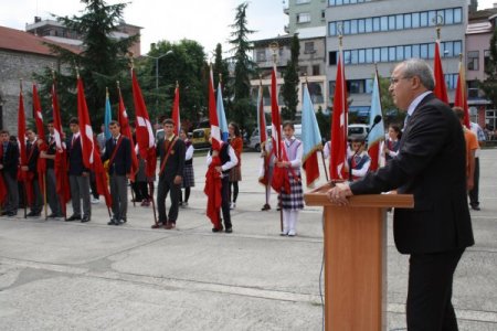 'Kitap okuma kampanyası' ilçe genelindeki tüm okullara yayılacak