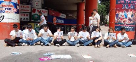 Kitap Okumaya Teşvik Etmek İçin Okuma Eylemi Düzenlediler