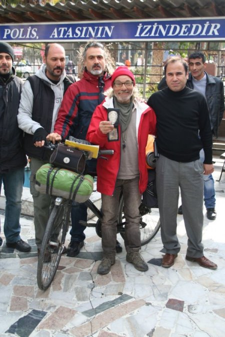 Kıyamet korkusuyla Şirince'ye gitmek isteyen turistin bisikleti çalındı