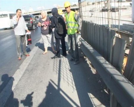 Kız Kardeşler Takla Atan Otomobilden Yürüyerek Çıktı