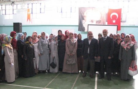 Kız Kur'an Kursları, Bilgi Yarışmasında Ter Döktü