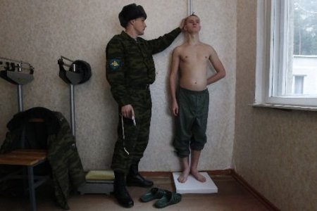 Kızıl Ordu'da Yabancı Asker Dönemi Başlıyor