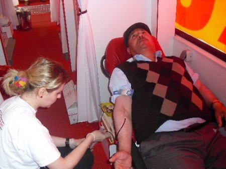 Kızılay, Yeniçubuk'ta Kan Bağışı Kampanyası Düzenledi