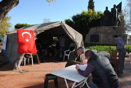 Kızılay Antalya Kan Merkezi 2011'de 39 Bin 500 Ünite Kan Topladı