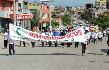 Kızılay kulüplerinden bahar yürüyüşü